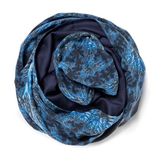 Dark navy blue Pashmina  <p>with digital printed silk chiffon (computer generated fractal based on the Mandelbrot set) attached on one side of the scarf, size: 1x2m<br /></p>