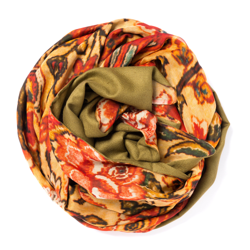 Olive green Pashmina  <p>with digital printed silk chiffon (old carpet) attached on one side of the scarf, size: 1x2m<br /></p>