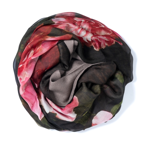 Grey colored Pashmina  <p>with digital printed silk chiffon (still life with peonies) attached on one side of the scarf, size: 1x2m<br /></p>